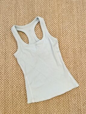 Alo Yoga Goddess Ribbed Tank Top Women’s Small Light Blue Built-In Bra Racerback